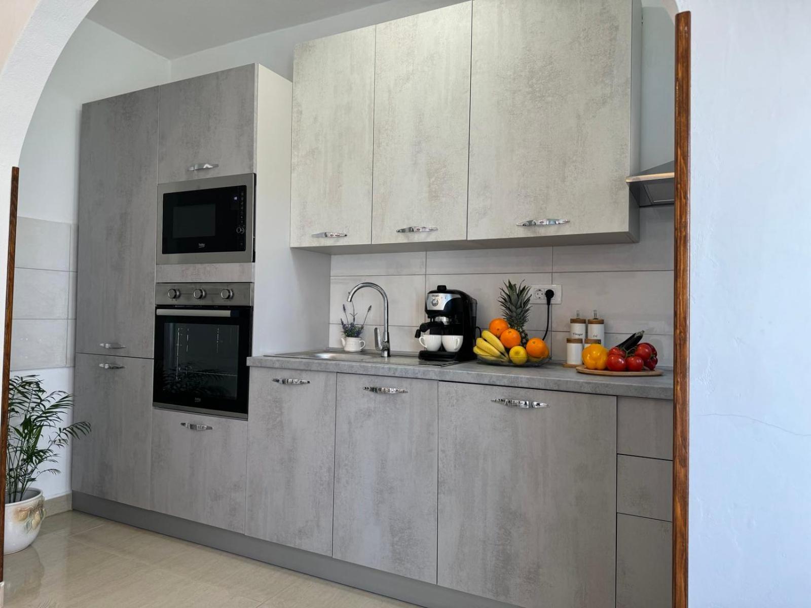 House Nada Apartman Muntic Exterior photo